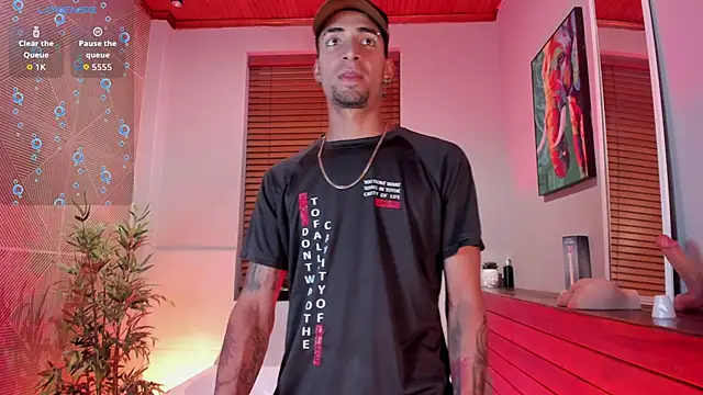 DrakeNeumann online show from October 28, 4:48 am