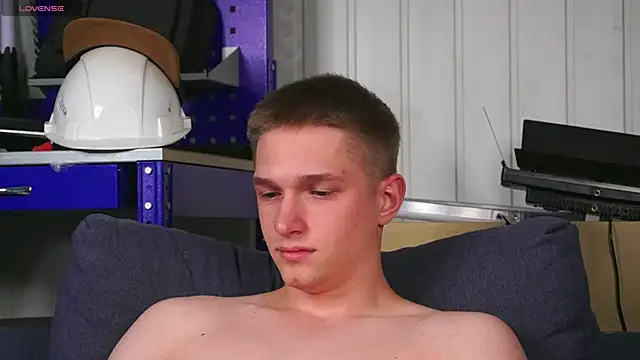 dustyn fox online show from December 3, 5:52 pm