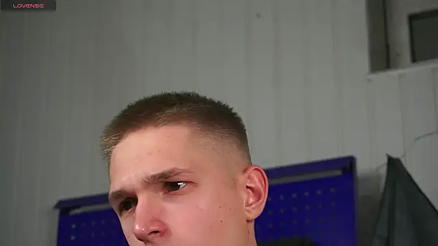 dustyn fox online show from October 14, 4:36 pm