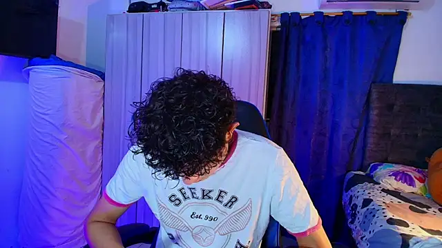 Nathan Bluee online show from February 16, 4:38 pm