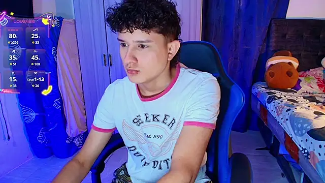 Nathan Bluee online show from February 6, 4:15 pm