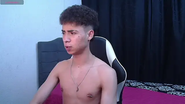 sexybat twink online show from October 27, 12:02 am