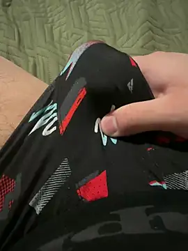 juliohots109 online show from February 1, 6:00 am