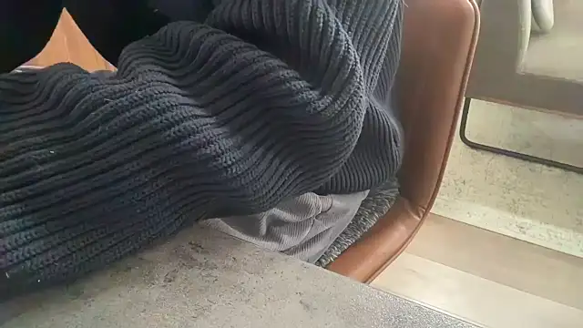 atom0407 online show from March 10, 2:17 am