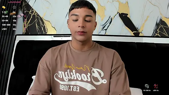 Seductivo jr online show from October 22, 5:11 am