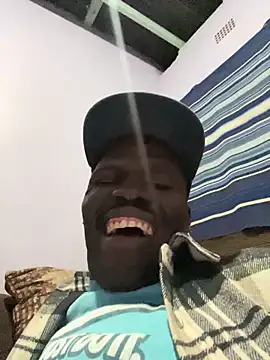 BringBackLostLover online show from October 9, 9:31 pm