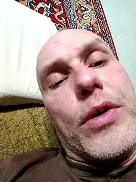 Pineapple04 online show from February 4, 4:24 pm