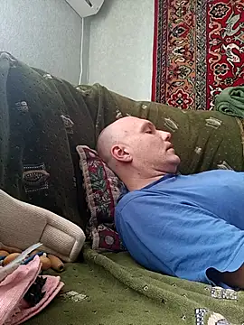 Pineapple04 online show from April 10, 6:31 am