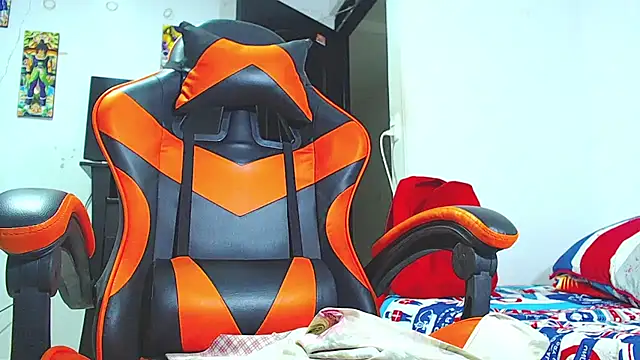 ADAM HOT online show from March 8, 3:10 am