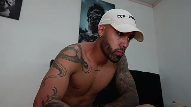 Hendry  online show from February 22, 1:33 am