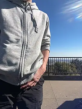 takuyapp online show from February 2, 1:59 am