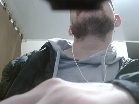 camiloking1720 online show from November 24, 8:32 pm