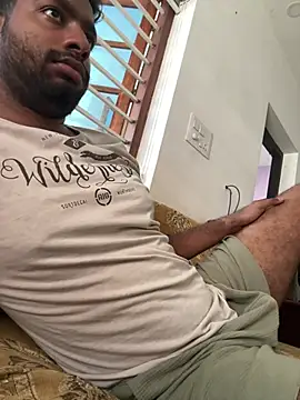 hardfukr0088 online show from April 3, 6:10 am