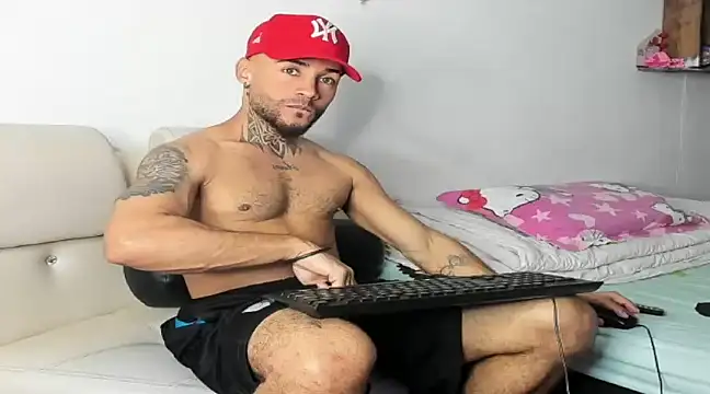 BruceNixon online show from January 8, 9:44 pm