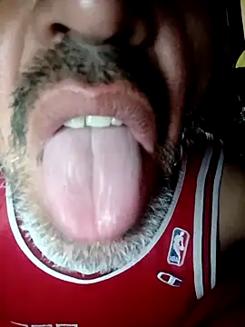 rodrig6987 1 online show from October 11, 3:32 am