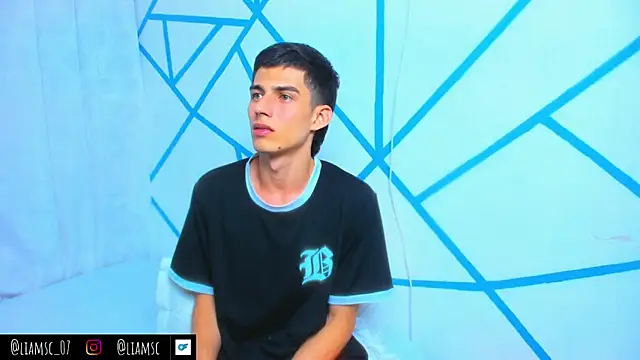 liam scott77 online show from October 7, 9:08 pm