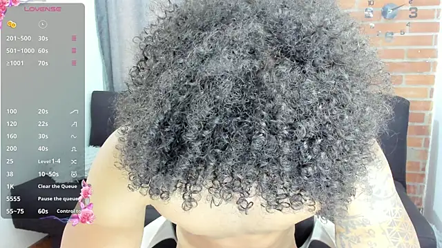 curly muscle online show from March 13, 7:06 pm