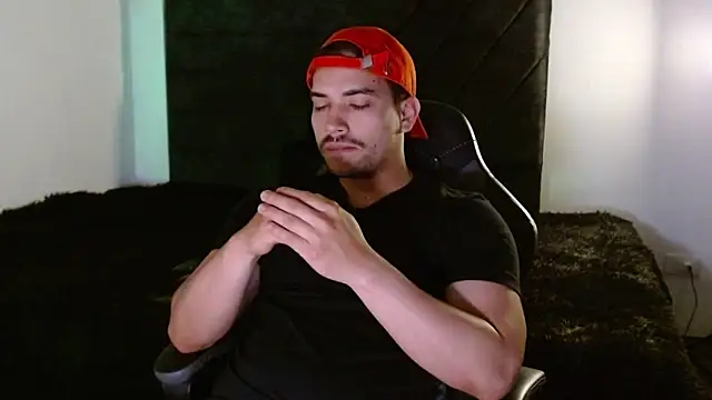 Ian Daviz online show from March 28, 6:52 pm