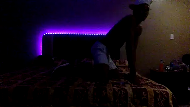 JdLove1 online show from December 11, 10:04 am