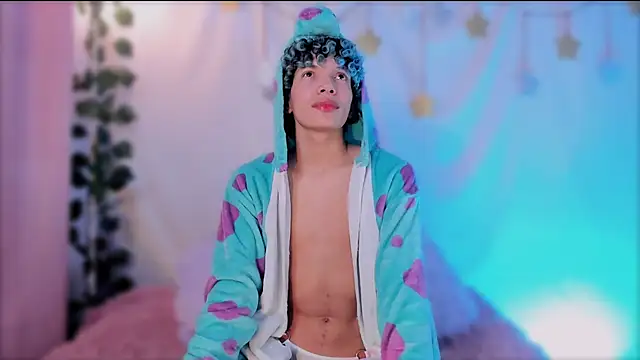 Im Alejo online show from October 15, 1:13 am