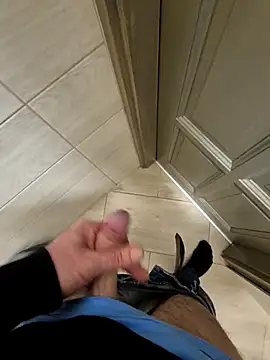 kisbiro77777 online show from November 15, 7:54 am