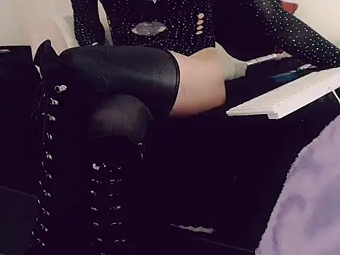 kimkardasha98 online show from February 27, 9:03 pm