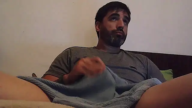 ozzypsico13 online show from September 23, 2:11 am