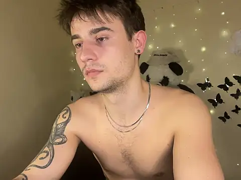 Snapshot of Mike_severi2 chatting on March 22, 6:03 pm Mike severi2 online show from March 22, 6:03 pm