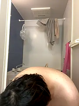 yuuki198912 online show from October 25, 8:21 pm