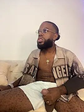 Jacksonking27 online show from May 26, 11:45 pm
