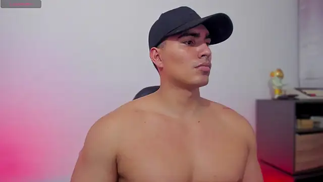 JamesGraay online show from February 1, 3:27 am