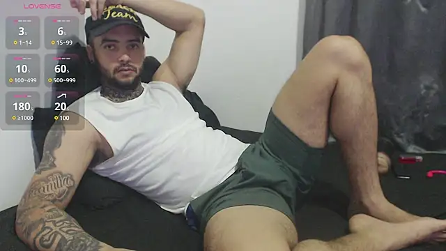 maxi rogger18 online show from December 17, 3:39 am