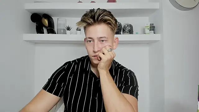 Findom alpha online show from December 5, 6:56 pm