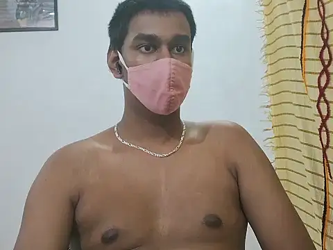 brownguy1234 online show from December 3, 7:20 pm