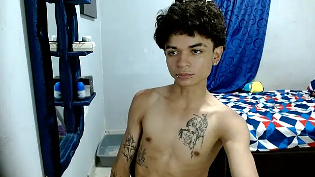 Snapshot of Lovebeng_ chatting on February 27, 3:03 am Lovebeng online show from February 27, 3:03 am