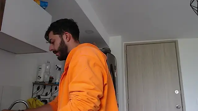 thomas gun online show from February 4, 3:29 pm