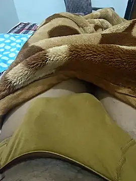 iMms69 online show from January 1, 7:10 pm