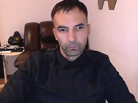 Leo 1617 online show from October 11, 7:51 pm