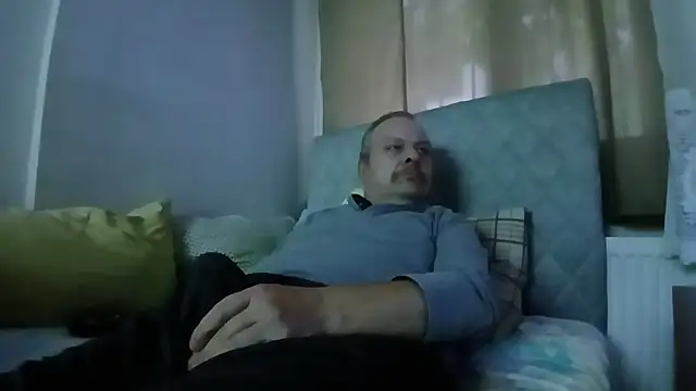 amylrmm1903 online show from October 26, 12:29 pm