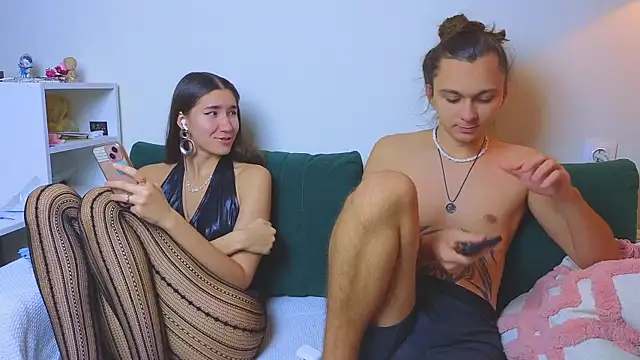 do u know them online show from November 26, 2:53 pm