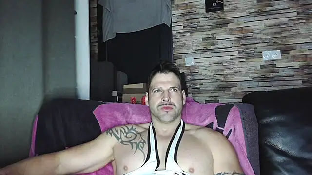 XxBigboybandxX online show from February 7, 7:04 am