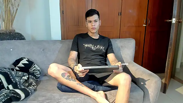 jamesinked  online show from October 13, 7:31 pm