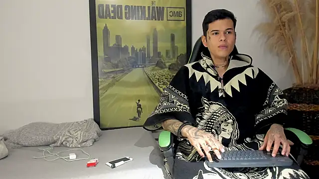 jamesinked  online show from January 6, 11:09 pm