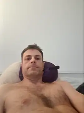 steb1980 online show from April 1, 10:40 pm