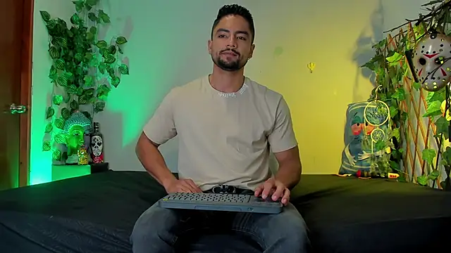 Jaxxon  online show from February 7, 2:04 pm