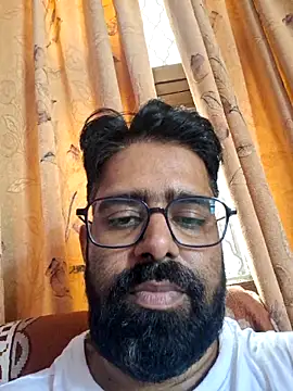 Snapshot of bewolf_17 chatting on October 4, 5:12 am bewolf 17 online show from October 4, 5:12 am
