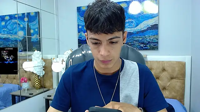 SkinnyBoy  online show from September 19, 1:33 pm