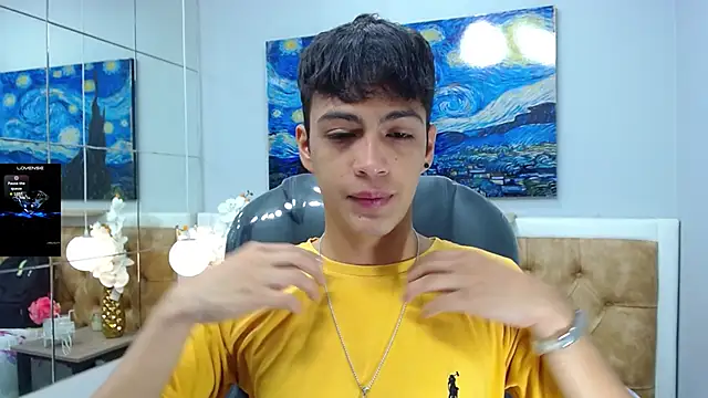 SkinnyBoy  online show from September 28, 12:25 pm