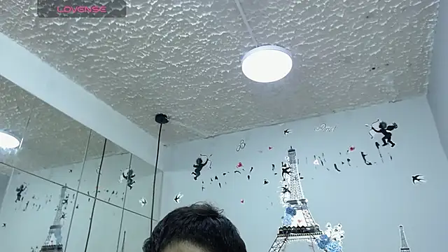 SkinnyBoy  online show from December 24, 12:33 pm