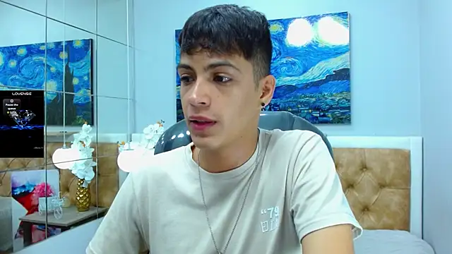 SkinnyBoy  online show from October 9, 12:32 pm